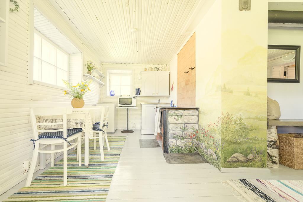 Adami Country Guesthouse Vainupea Exterior photo